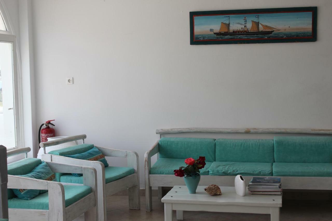 Londos Hotel ปิโซ ลิวาดิ ภายนอก รูปภาพ