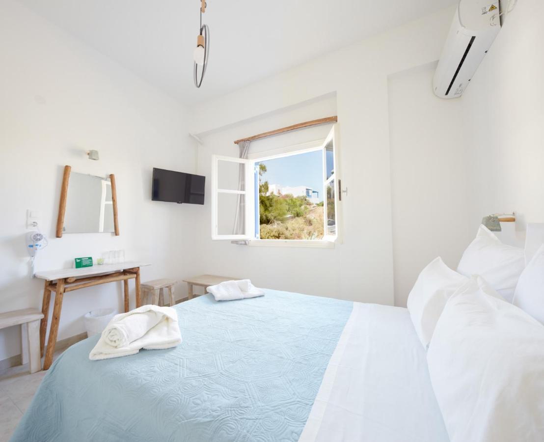 Londos Hotel ปิโซ ลิวาดิ ภายนอก รูปภาพ